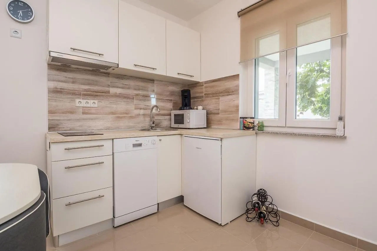 Apartments Kosic Vir
