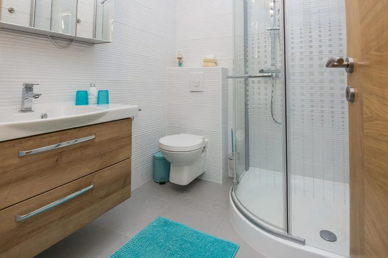 Apartments Kosic Vir