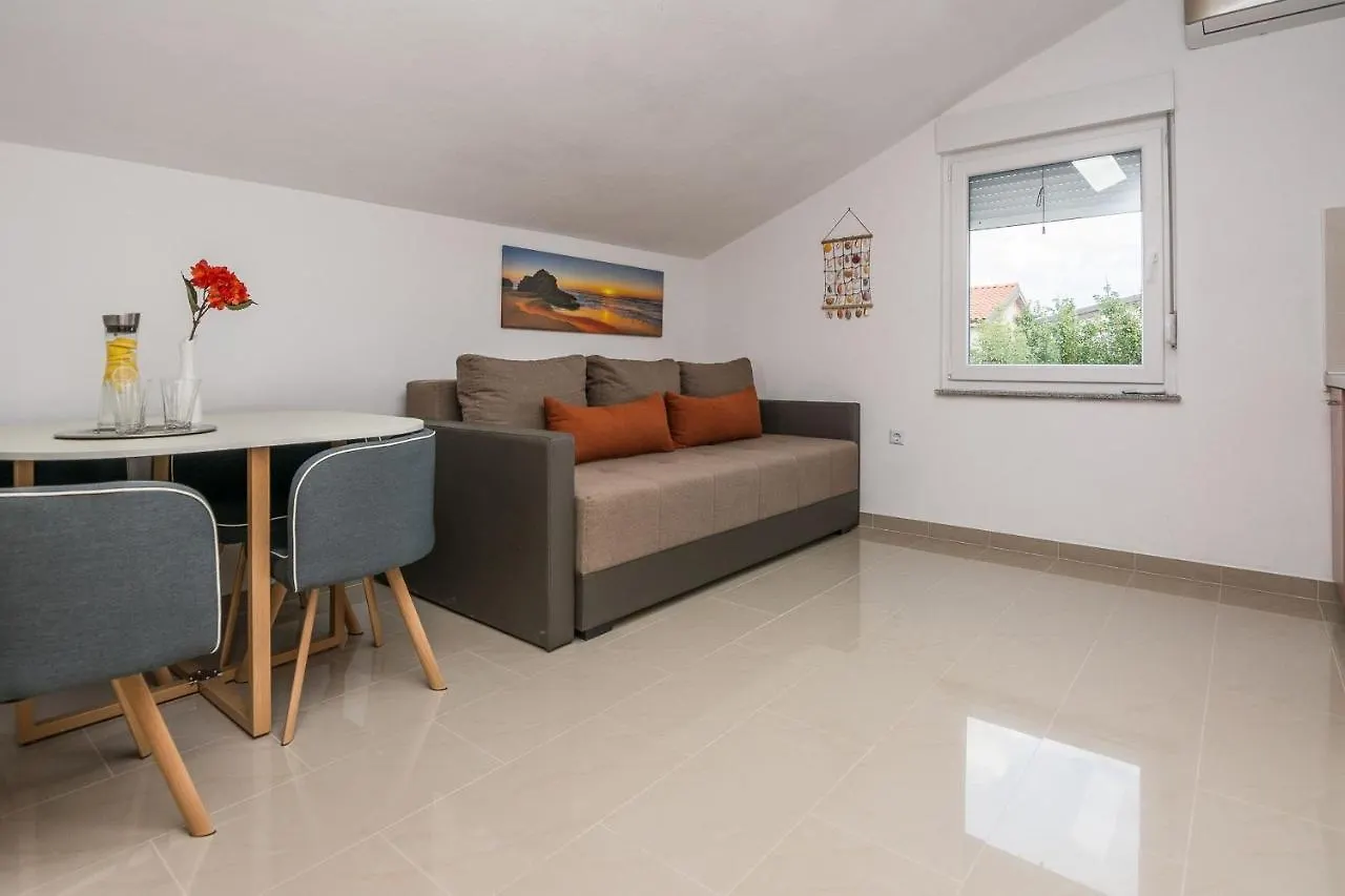 Apartments Kosic Vir